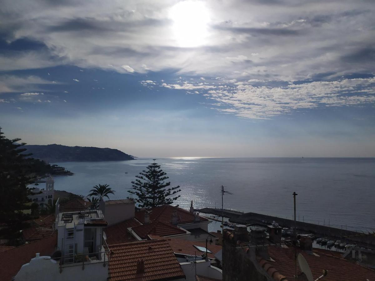 Bed and Breakfast La Terrazza Bordighera Exterior foto